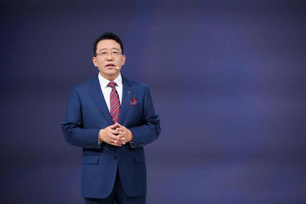 广汽集团上海车展重磅发布星灵AI全景图及四款新车加速进入人工智能汽车时代