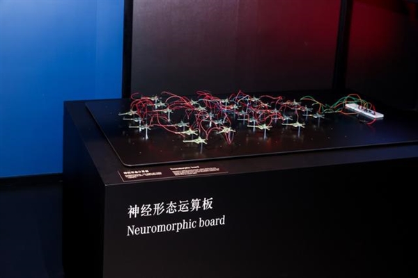 电动时代的豪华 还得奔驰来做(图9)