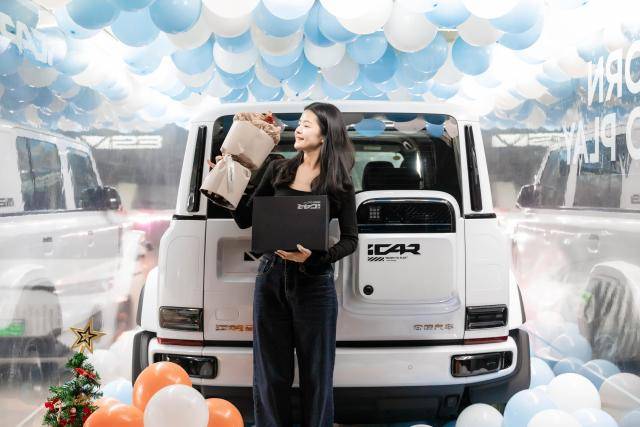 复古与赛博碰撞iCAR V23如何重塑纯电SUV美学标准?