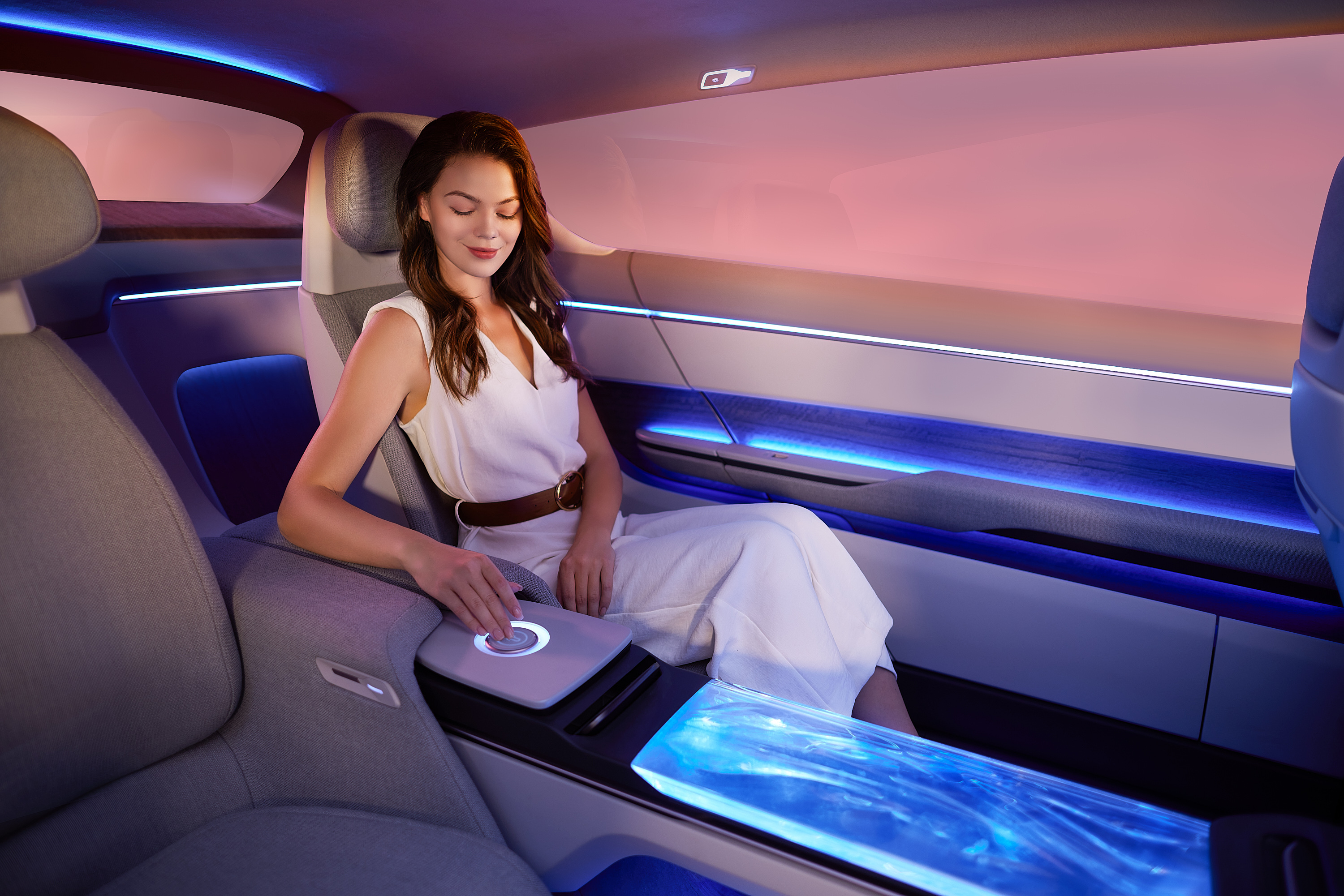 鸿蒙座舱将迎重大升级 原生鸿蒙系统或带来全新交互体验