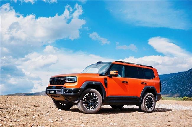 纵横G700智境乾崑版丽江试驾华为智驾重塑豪华越野新境(图1)