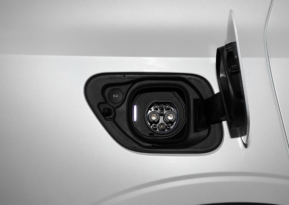 26款Polestar 2深度解析智能座舱+554km续航能否狙击Model 3？(图6)