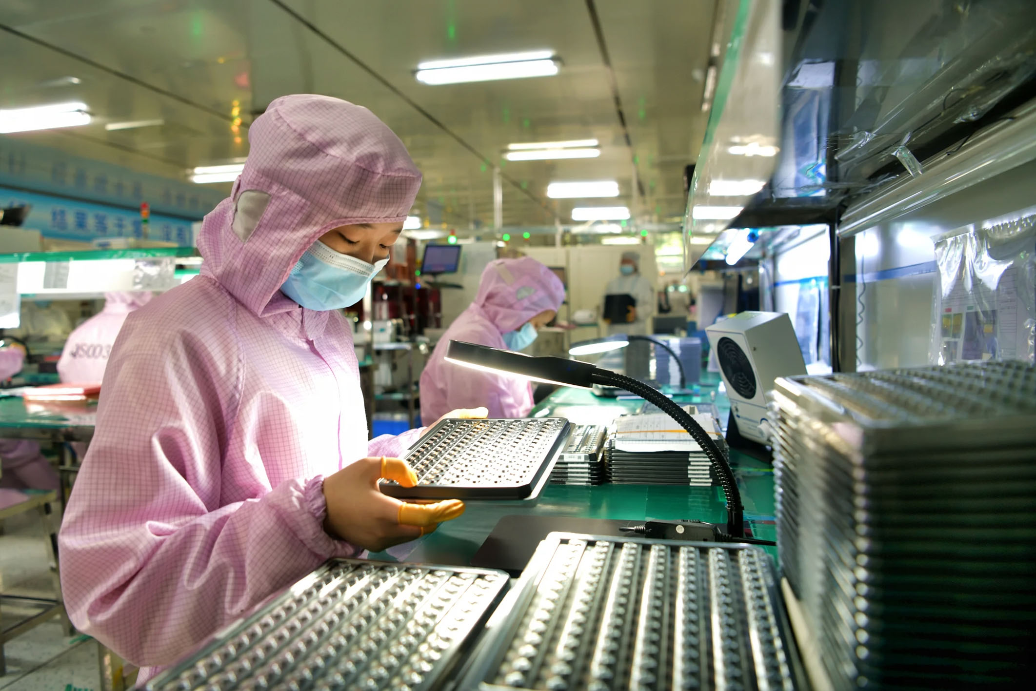 头部纷纷绑定大模型智能摄像头加速迭代