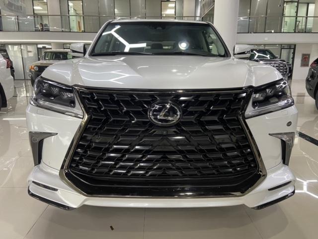 促销中现车特价促销25款绝版雷克萨斯LX570仅需60万就可提车