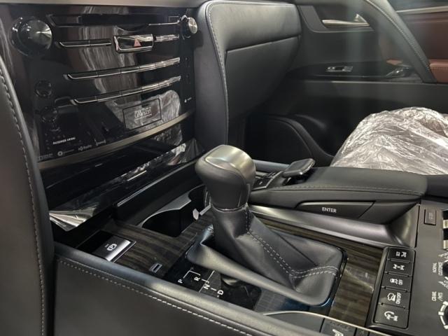 进口现车特价促销25款绝版雷克萨斯LX570仅需60万就可提车(图4)