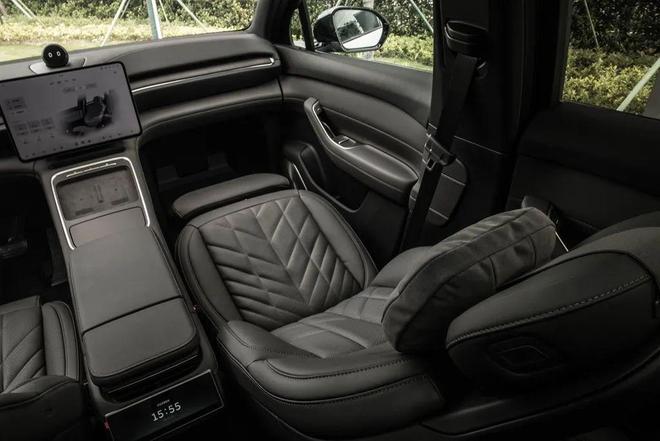 ET9车主看了都眼红？新ES6这些同款配置太香了！(图4)