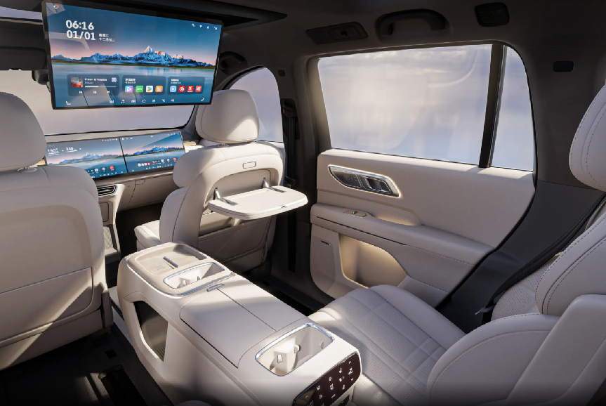 亿咖通申请基于仿真器的汽车智能座舱硬件模拟方法及设备专利保障开发人员的人身安全以及提高开发效率