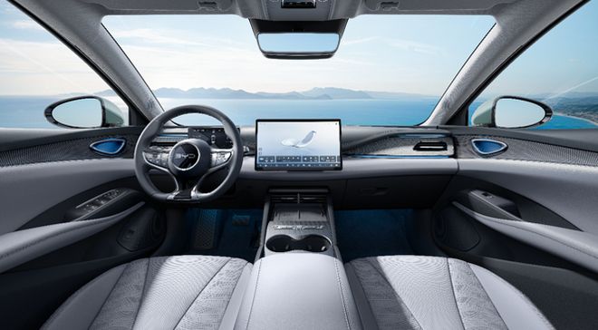 比亚迪太实诚了！标配天神之眼10万出头买混动中型旅行车沃尔沃不香了(图6)