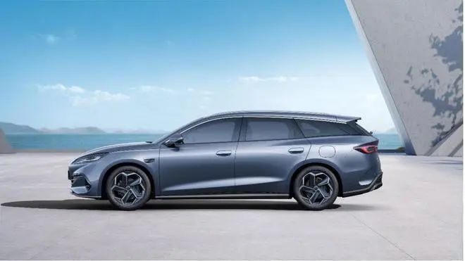 比亚迪太实诚了！标配天神之眼10万出头买混动中型旅行车沃尔沃不香了(图1)