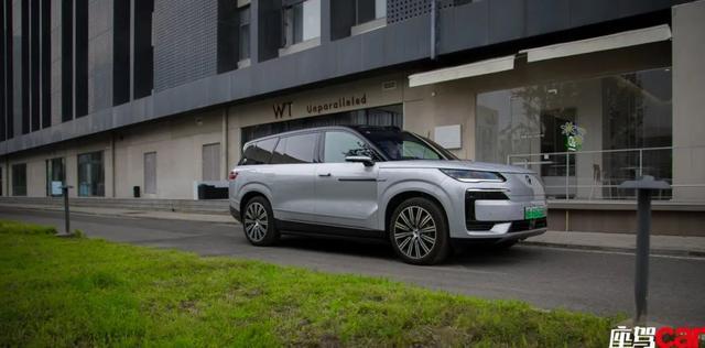 温情巨舰——试驾腾势 N9 CAR REVIEWS(图11)