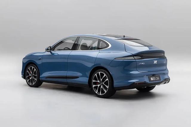 新一代智己 LS6：增程动力来袭预售开启电动新时代(图3)