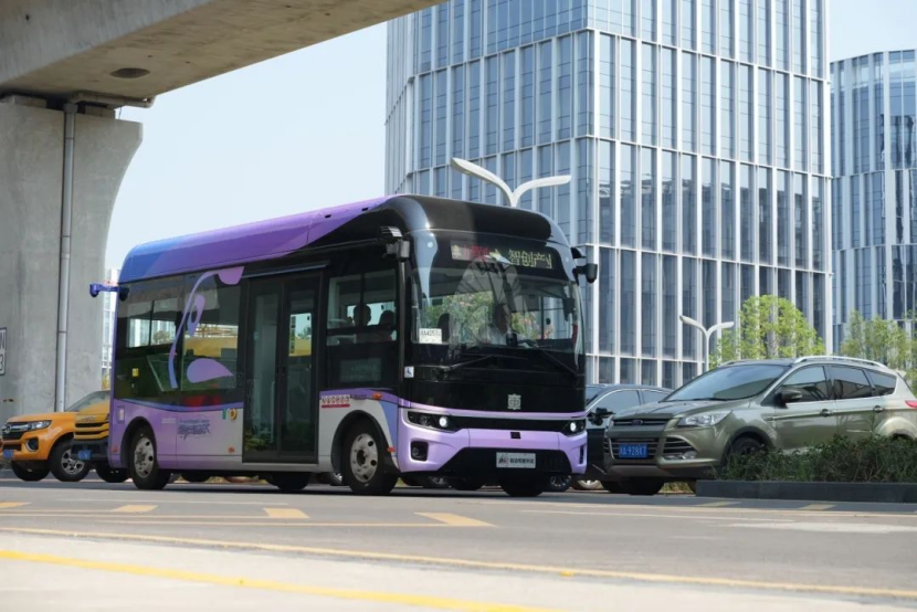 中车助力自动驾驶公交示范线启动(图2)