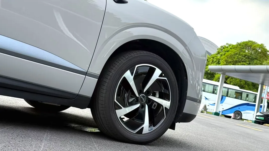 诸多安全配置全系标配体验比亚迪海狮06系列(图5)