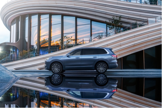 吉利银河M9开启全球预售 AI技术赋能智慧出行