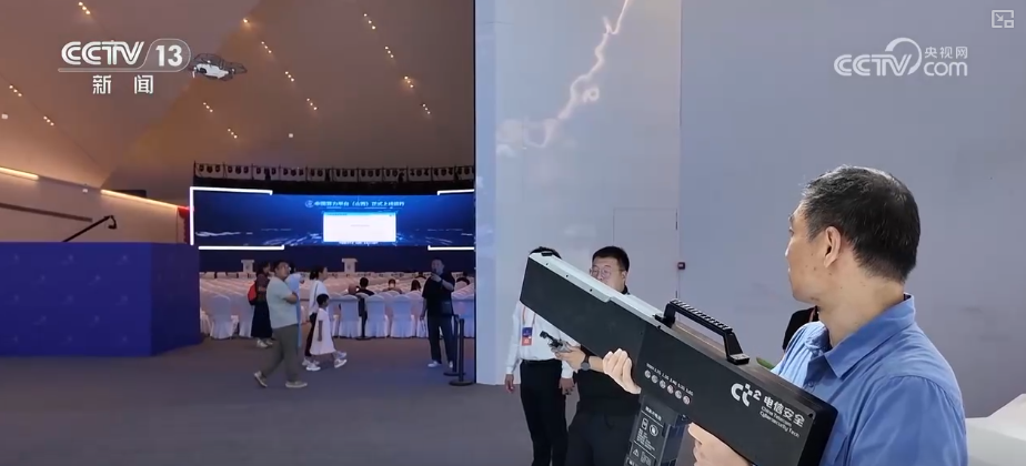 算力与人工智能协同创新应用集中亮相 产业智能化转型“加速跑”(图7)