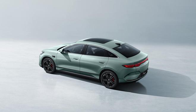 秦L EV七夕惊爆价1098万元起 多项新功能老车主OTA同步可享(图6)