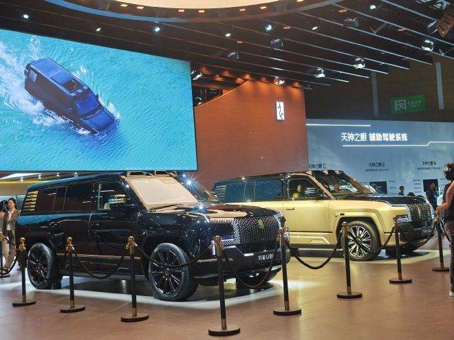 成都车展：王朝海洋方程豹腾势仰望五箭齐发技术比亚迪闪耀蓉城