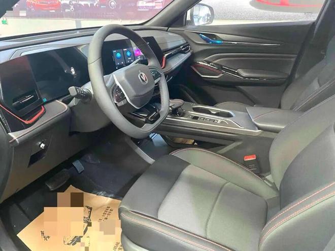 价格屠夫！续航1000公里！这款自动挡大牌SUV从近10万降到6万多(图3)