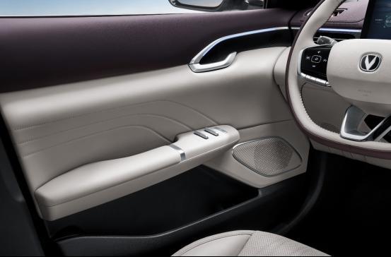 长安第四代逸动上市搭载天枢智能座舱+新蓝鲸动力729万元起！(图8)