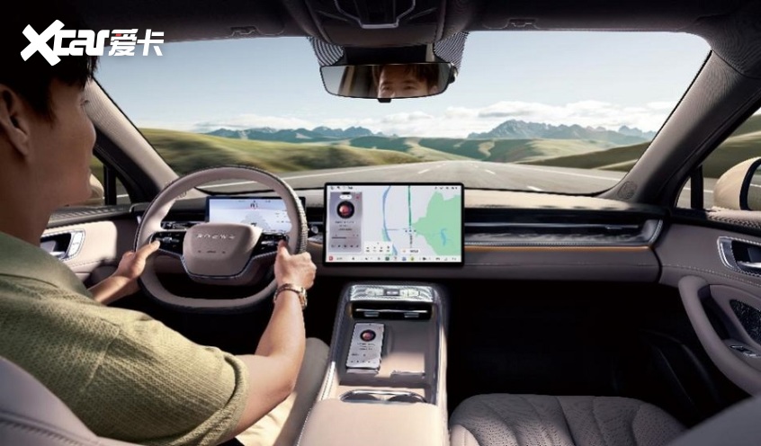 荣威M7 DMH重磅上市限时美好价858万元起享新能源时代家轿王(图4)