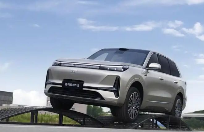 同台竞技血海突围：三车同日上市 新车亮点解析(图9)