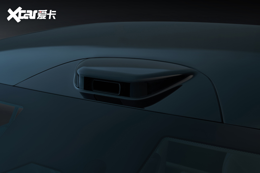 领克07EM-P都市科技智混轿车上市 限时1398万元起