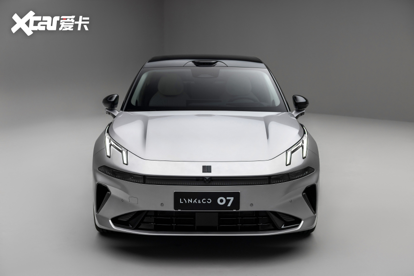 领克07EM-P都市科技智混轿车上市 限时1398万元起(图4)