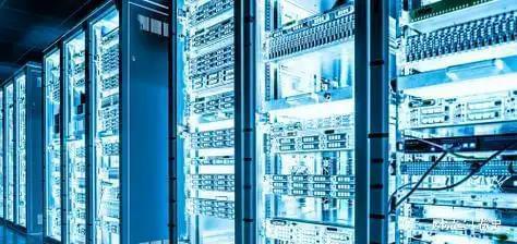 智能驾驶不再卡壳！2027年70城通毫秒用算AI场景要落地了？(图5)