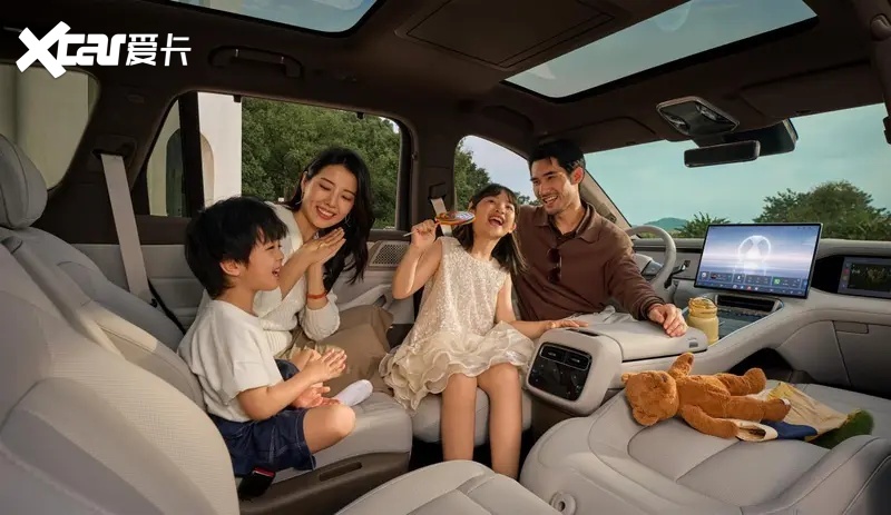 大六座安全豪华SUV腾势N8L正式上市(图6)