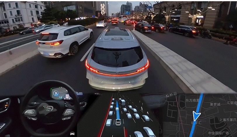 3000TOPS算力+二代VLA！小鹏首款量产Robotaxi全场景驾驶真能行？