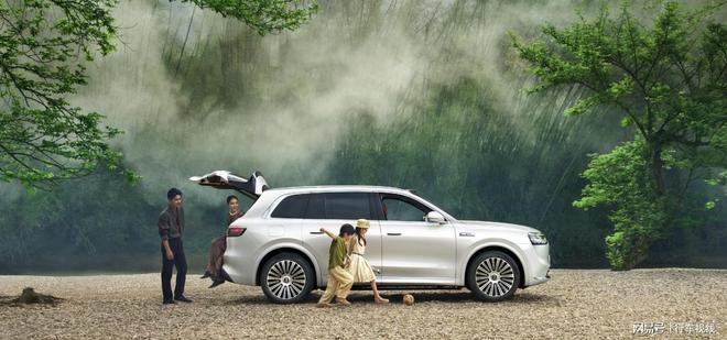 以智慧科技解锁全能实力问界M8让“新豪华”体验一步到位(图7)