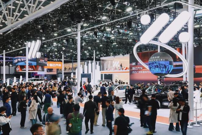 智己的双面人生：LS9见天地；LS6见自己