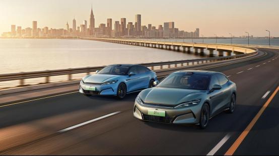 比亚迪汉L携新车色与智能OTA登场补贴后售价1948万～2648万元(图3)