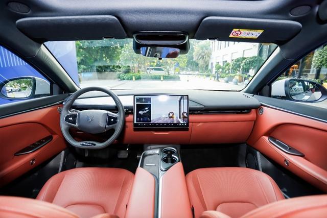 智驾竞争驶入“平权时代”车联天下杨泓泽：单芯片舱驾融合为高阶智能化铺平道路(图2)