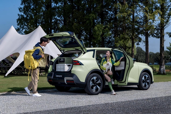 长安启源全新Q05开启超级购车季 仅749万起、10万内配激光雷达纯电SUV(图5)