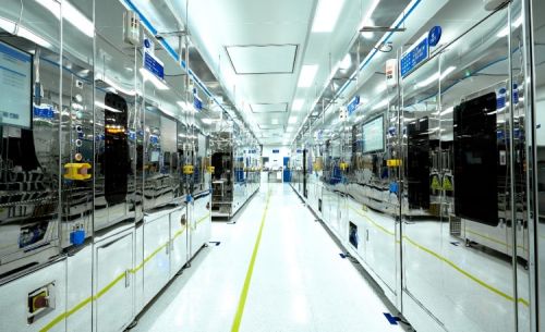 不依赖高算力堆砌：福瑞泰克中算力平台实现城市NOA规模化落地(图1)