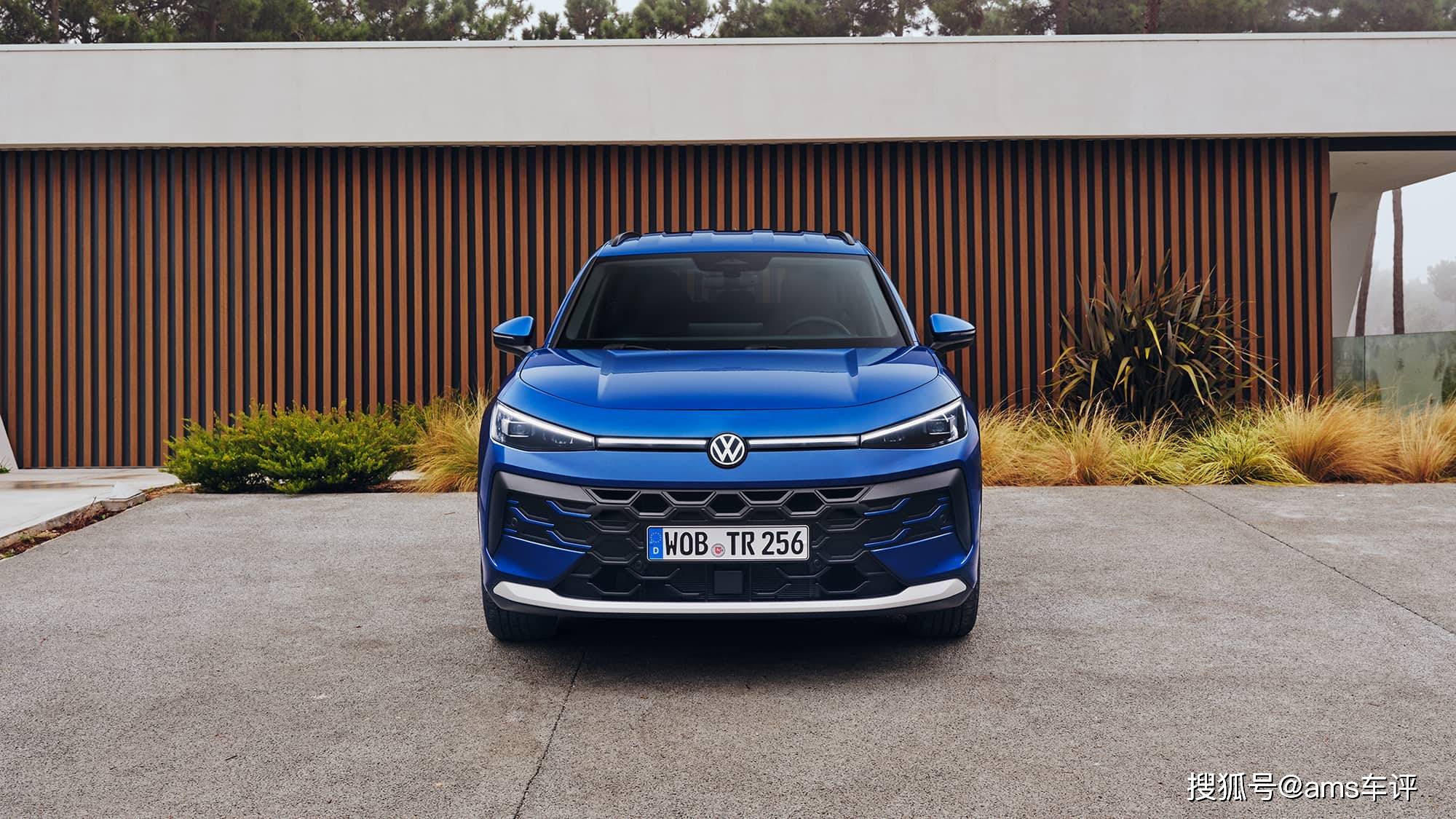 升级不止外观首试全新大众T-ROC探歌内饰驾驶更具质感