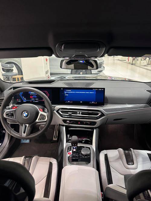 奇瑞小蚂蚁：车身精巧操控灵活停车无压力(图1)