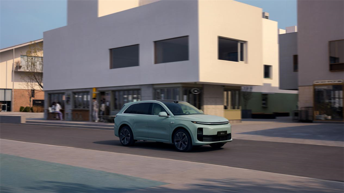 彩讯股份：为车企提供智能驾驶算力支持