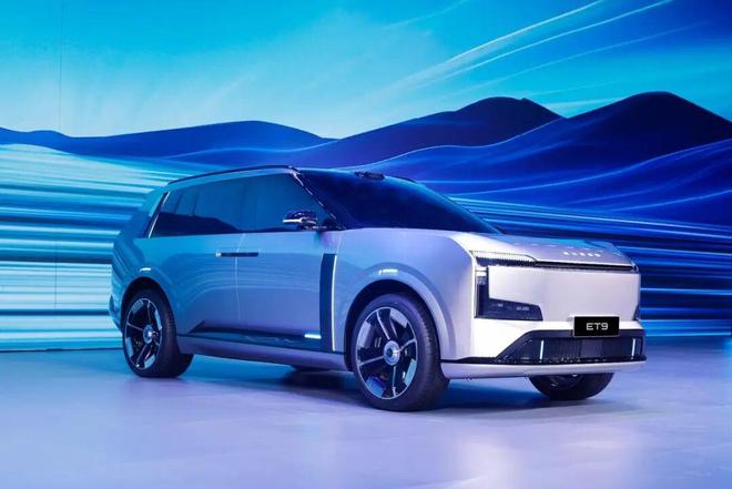 星途进入破茧为蝶的30时代(图12)