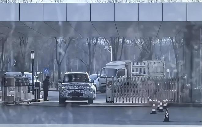 哈弗新车曝光！方灯设计尺寸加长配激光雷达或将首搭Hi4-Z(图3)