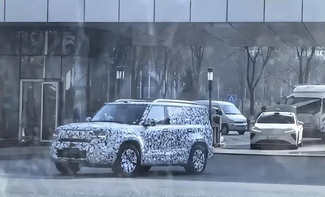 哈弗新车曝光！方灯设计尺寸加长配激光雷达或将首搭Hi4-Z(图1)