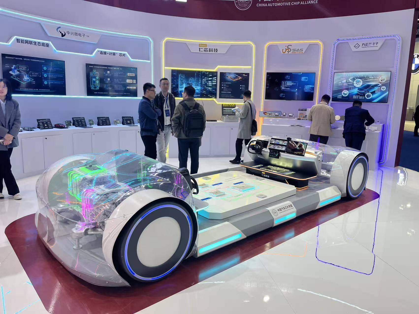 “人工智能+制造”专项行动实施 精准对接汽车消费新需求(图1)