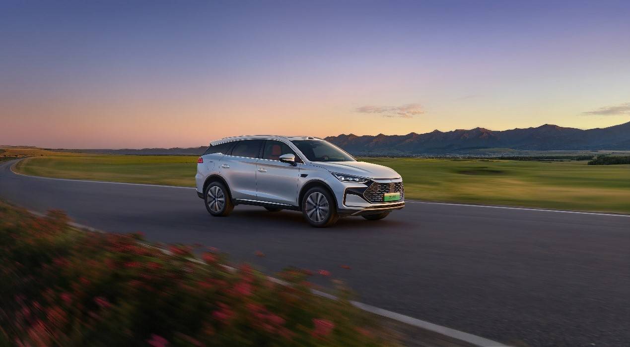 家用首选！唐DM-i智驾版175KM长续航版上市售价1798万起(图2)