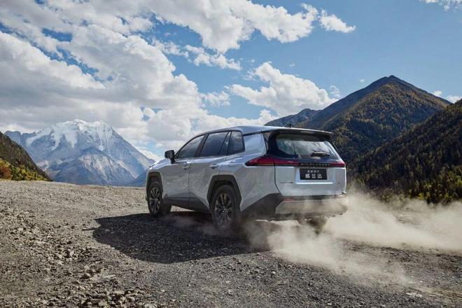 新春开工首款新车上市 威兰达AIR版打破合资SUV价格底线(图6)