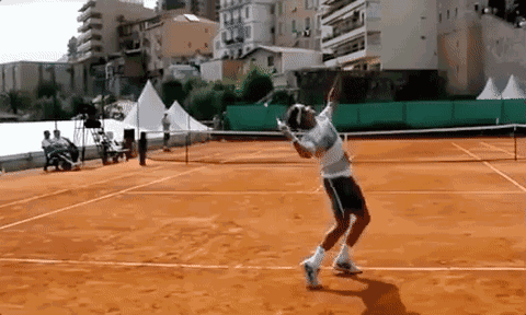 首搭千问大模型智己欲打通线控底盘、智驾、智舱三大系统