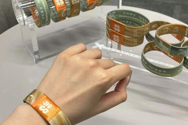 串联23公里城市空间公共艺术赋能商圈！上河春机静安时尚首发季亮相南京西路(图4)