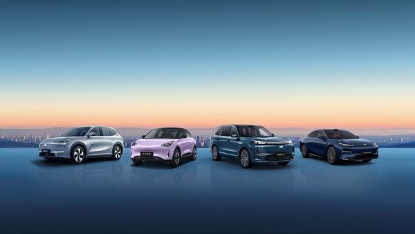 吉利汽车2025年实现高质量发展全年营收3452亿元 核心归母净利润劲增36%(图4)